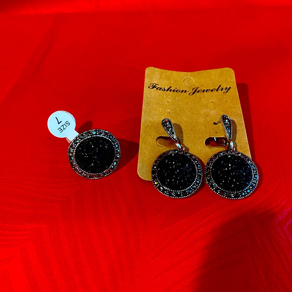 Black jeweled earrings & matching ring